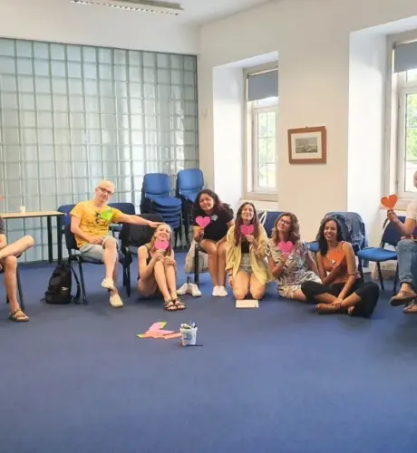 De 23 a 27 de junho, a Fundação Cidade de Lisboa acolheu a 3ª edição do Curso de Mediação Intercultural, recebendo 13 participantes de Itália, Espanha e Grécia - representando 6 nacionalidades e 4 organizações diferentes.