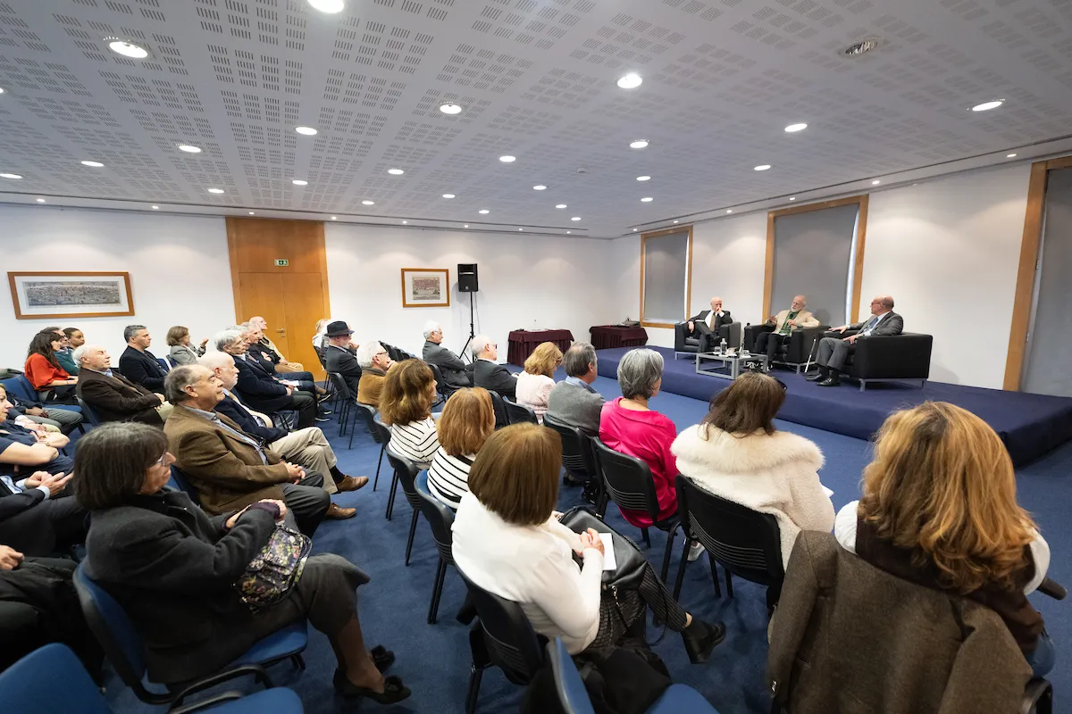 FERNANDO PESSOA, O NOSSO GUIA DE LISBOA