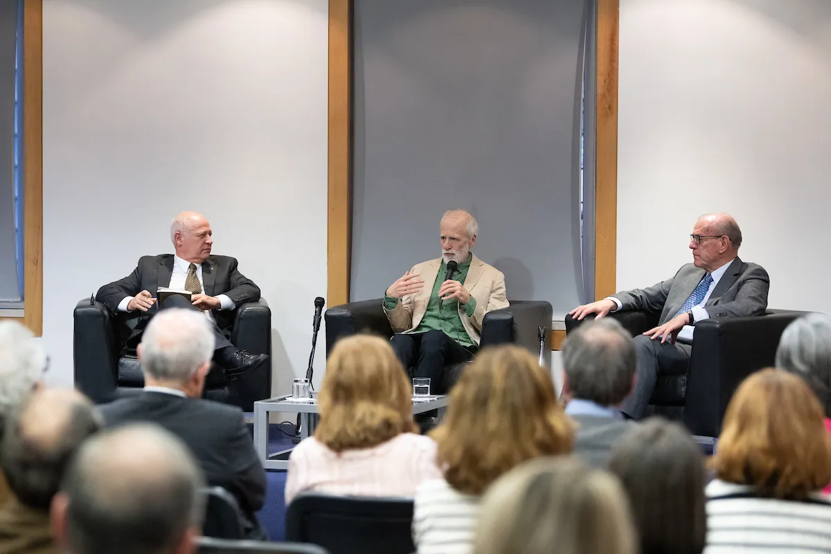 FERNANDO PESSOA, O NOSSO GUIA DE LISBOA