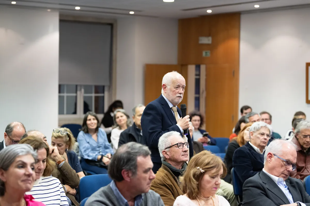 FERNANDO PESSOA, O NOSSO GUIA DE LISBOA