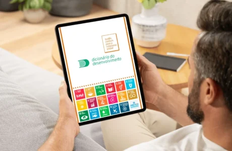 Dicionário do Desenvolvimento