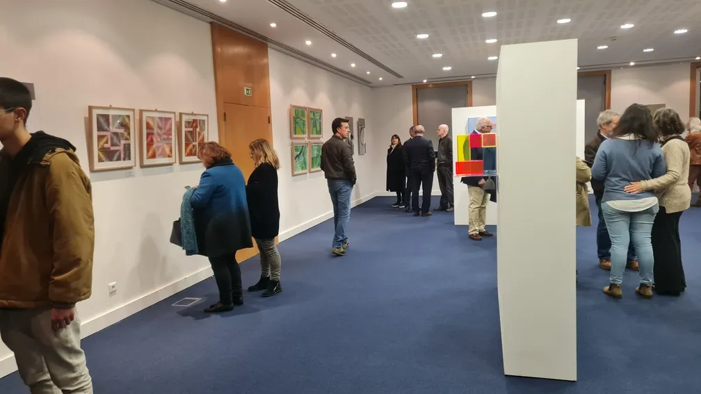 NO WORDS JUST SHAPES, Gilda Carmona e José Carlos Trindade