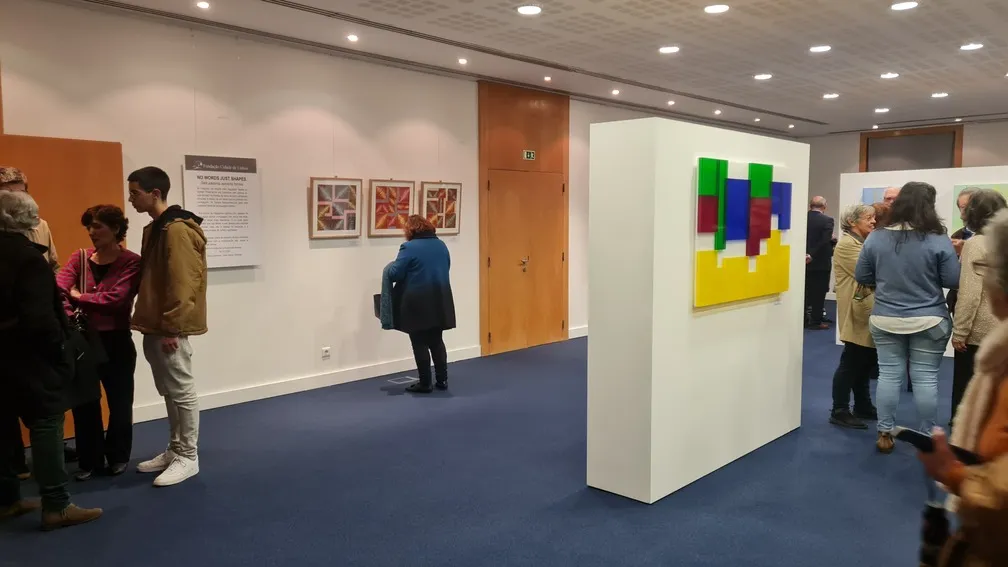 NO WORDS JUST SHAPES, Gilda Carmona e José Carlos Trindade