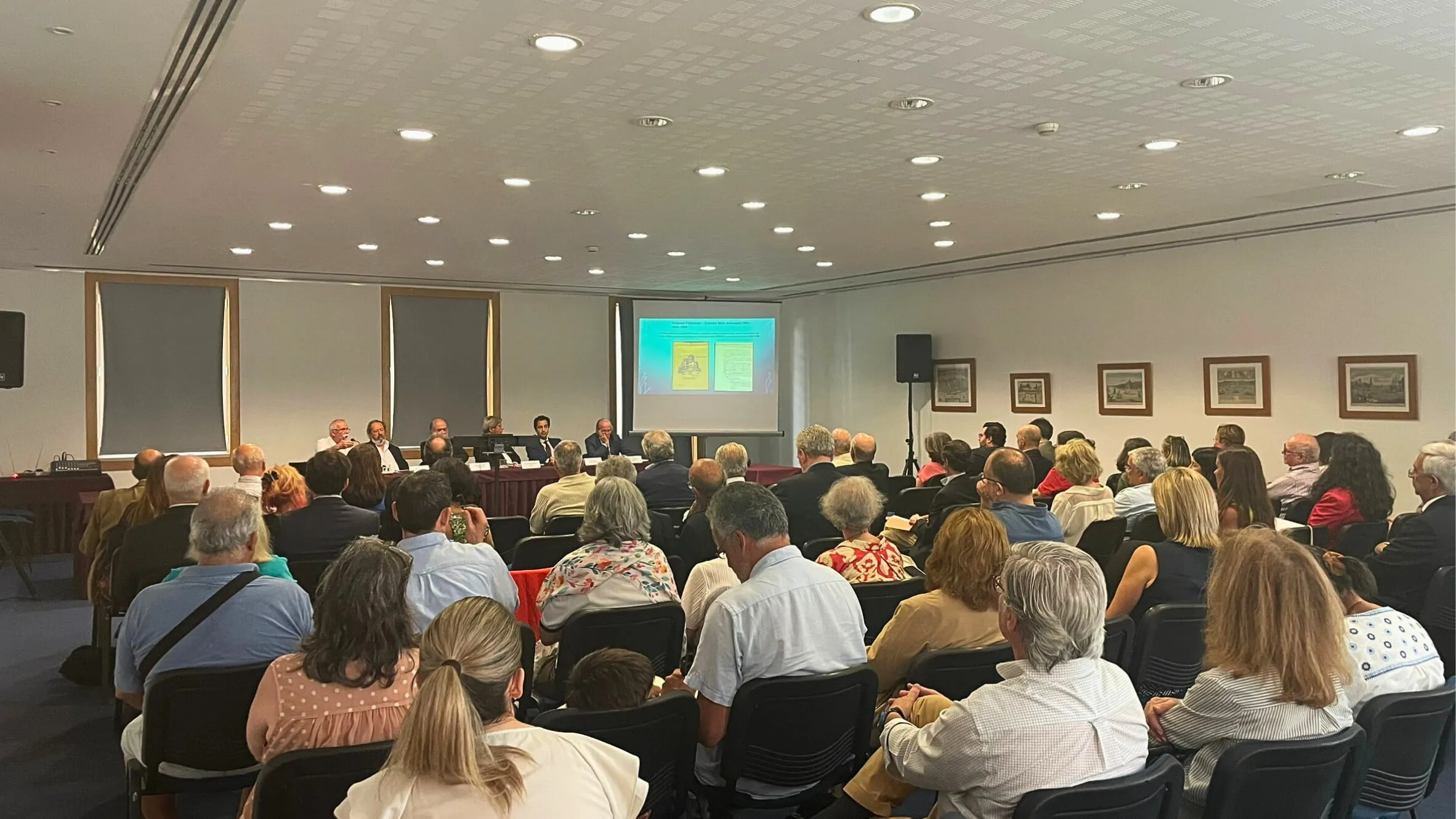 MESA REDONDA - Qual o Futuro dos Arquivos Privados?