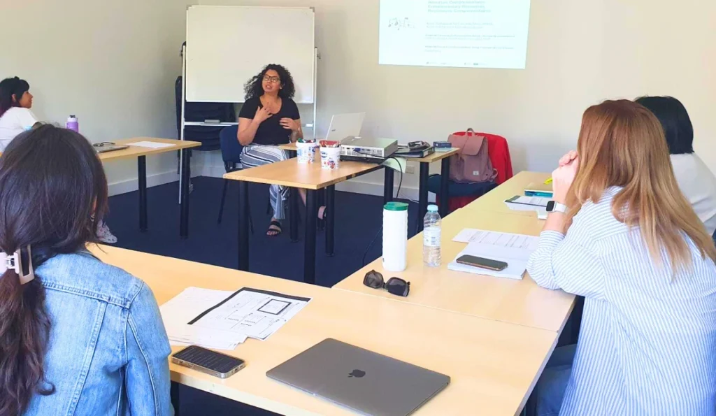 curso intensivo de iniciação ao português