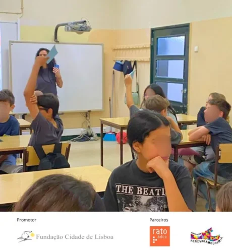 Cidadania em Jogo: TU decides!: nova metodologia em testes para escolas com meios tecnológicos reduzidos